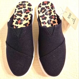 NWT TOMS Women's Alpargata Mallow Black Slip-On Mules